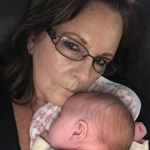 Meet your Posher, Deborah